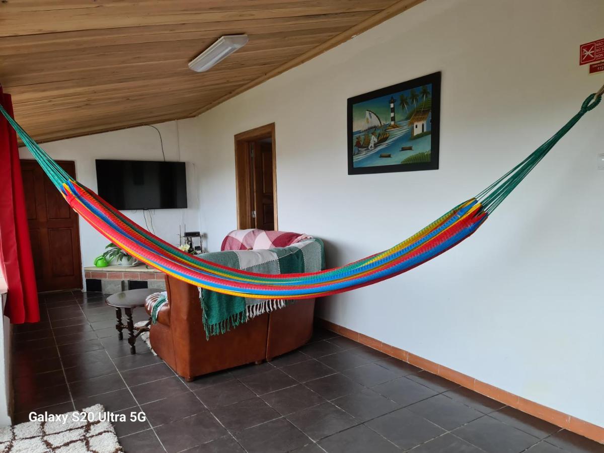Ap Luso Brasileiro Hotel Lajes das Flores Bagian luar foto