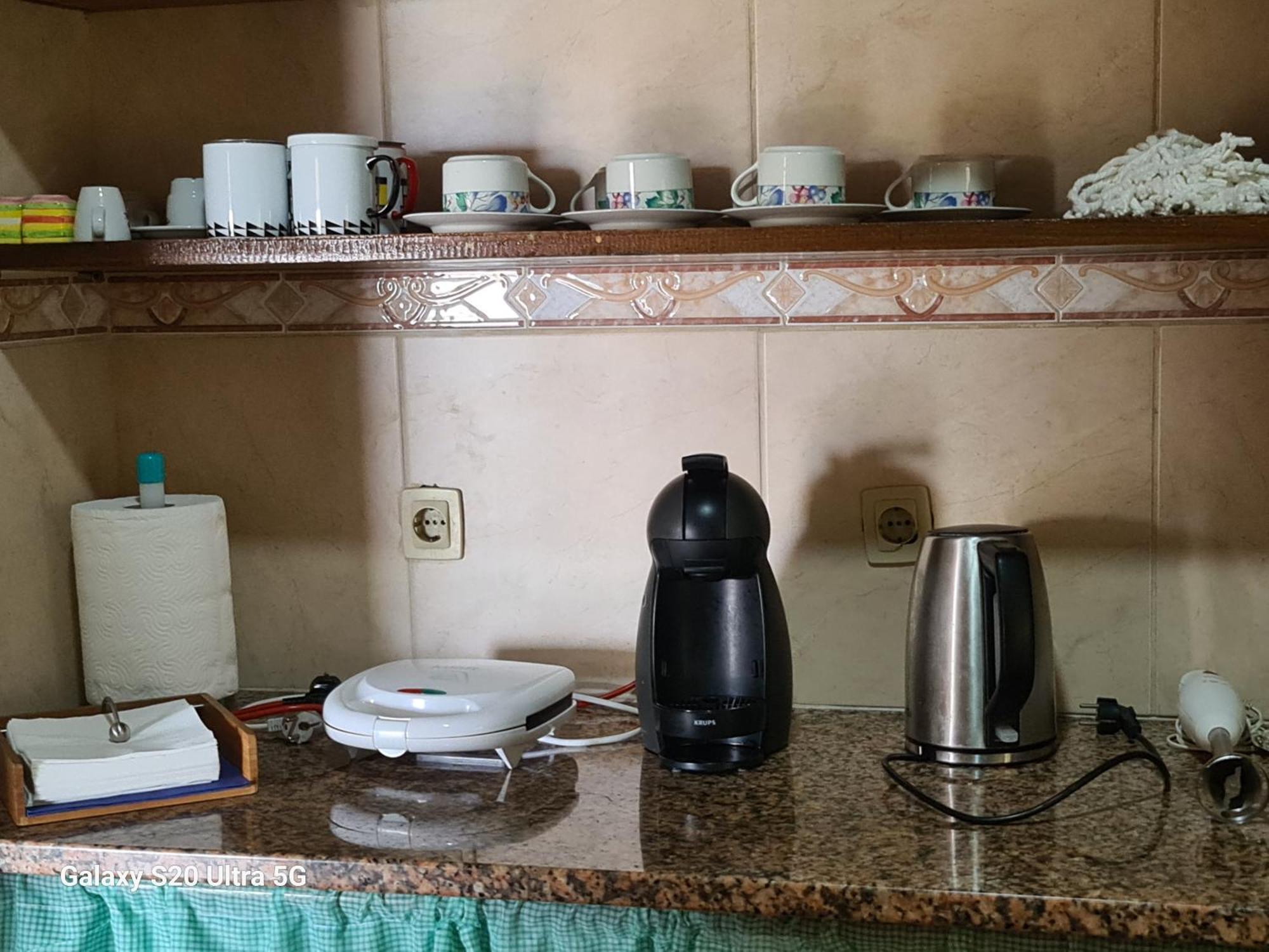 Ap Luso Brasileiro Hotel Lajes das Flores Bagian luar foto