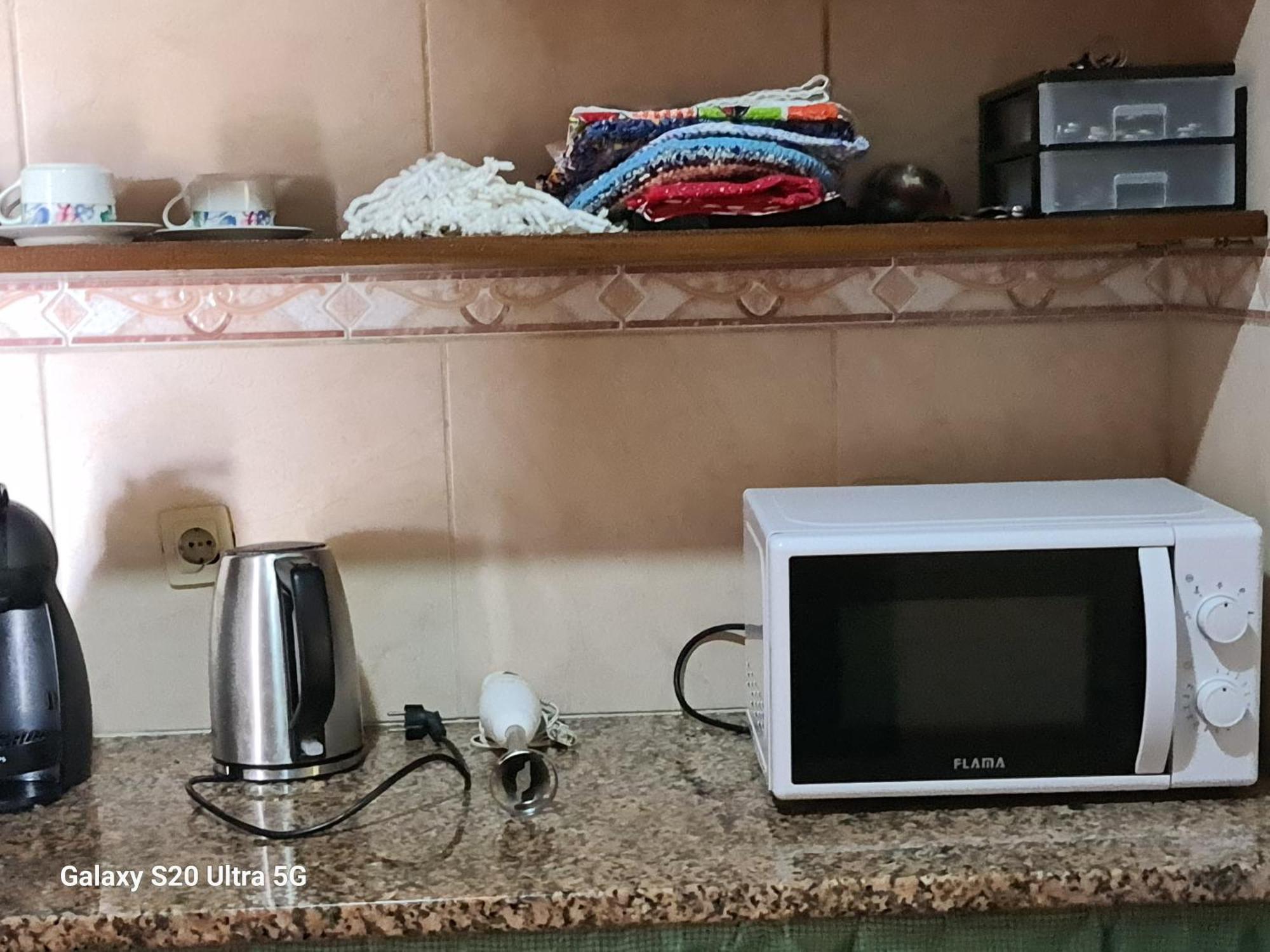Ap Luso Brasileiro Hotel Lajes das Flores Bagian luar foto